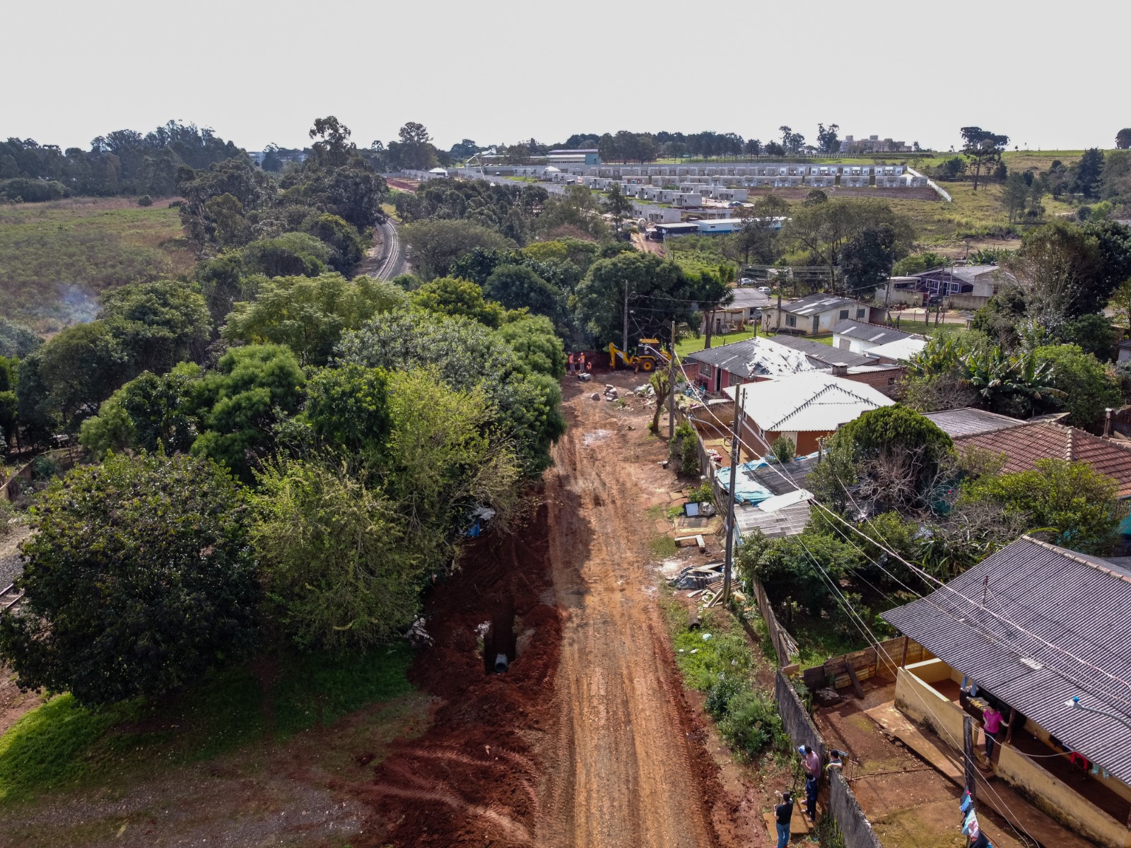 Prefeitura inicia obras de drenagem para levar asfalto novo ao Jardim Paraíso