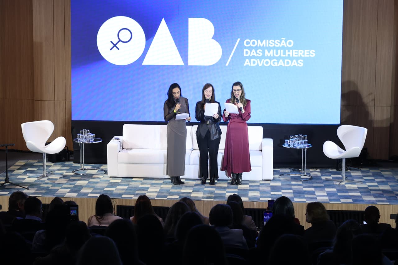“Lugar de advogada é onde ela decide”: IV Conferência das Mulheres Advogadas divulga carta de encerramento