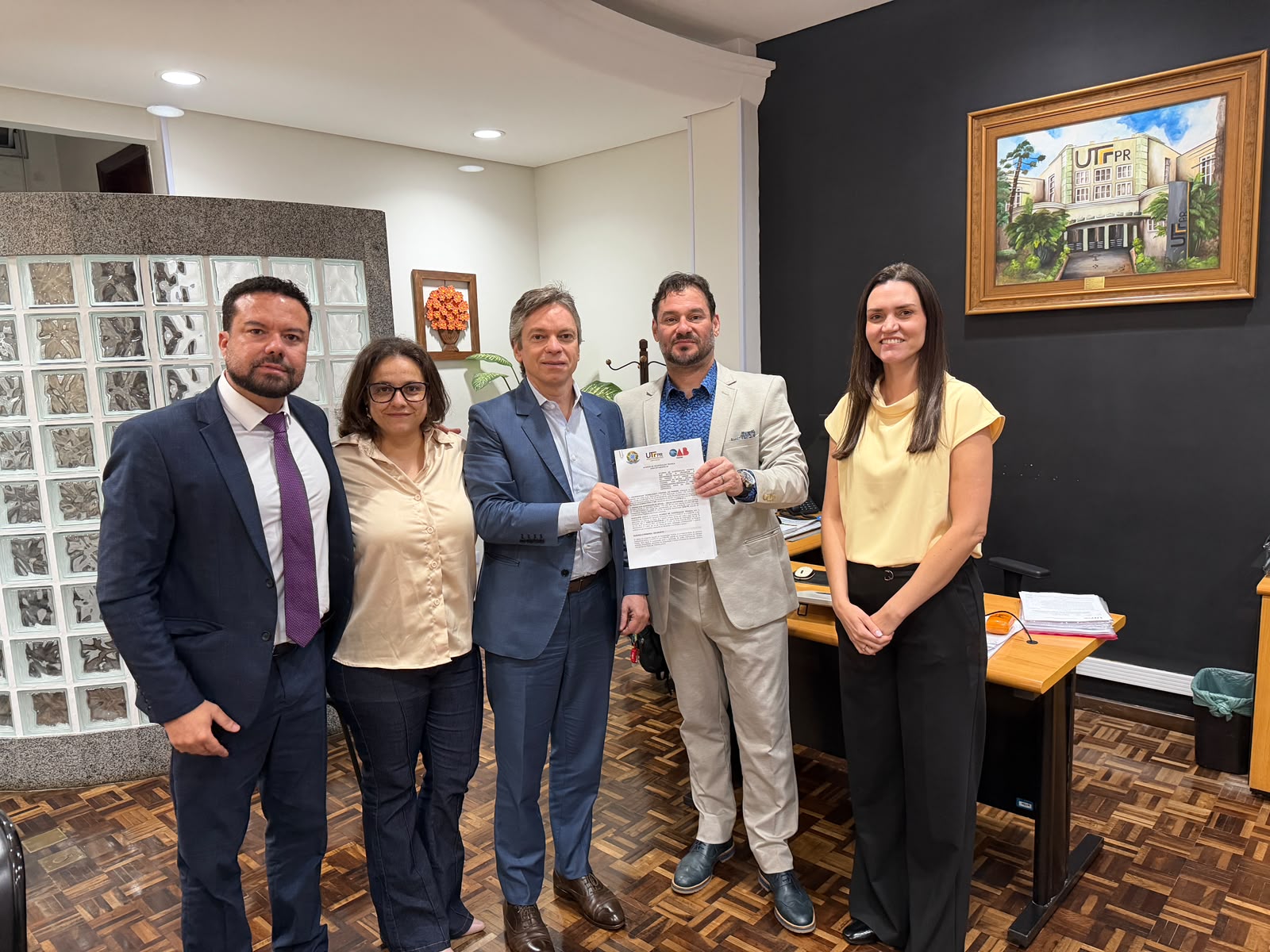 OAB PR e UTFPR firmam parceria para ampliar ações na Cidade Industrial de Curitiba