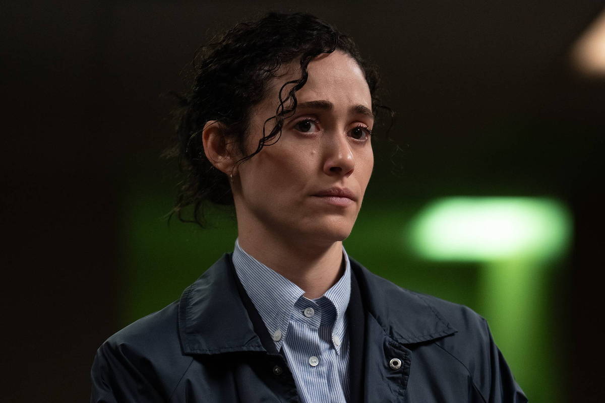 Sinto que foi o trabalho mais significativo que fiz até agora, diz Emmy Rossum sobre 'Fúria'