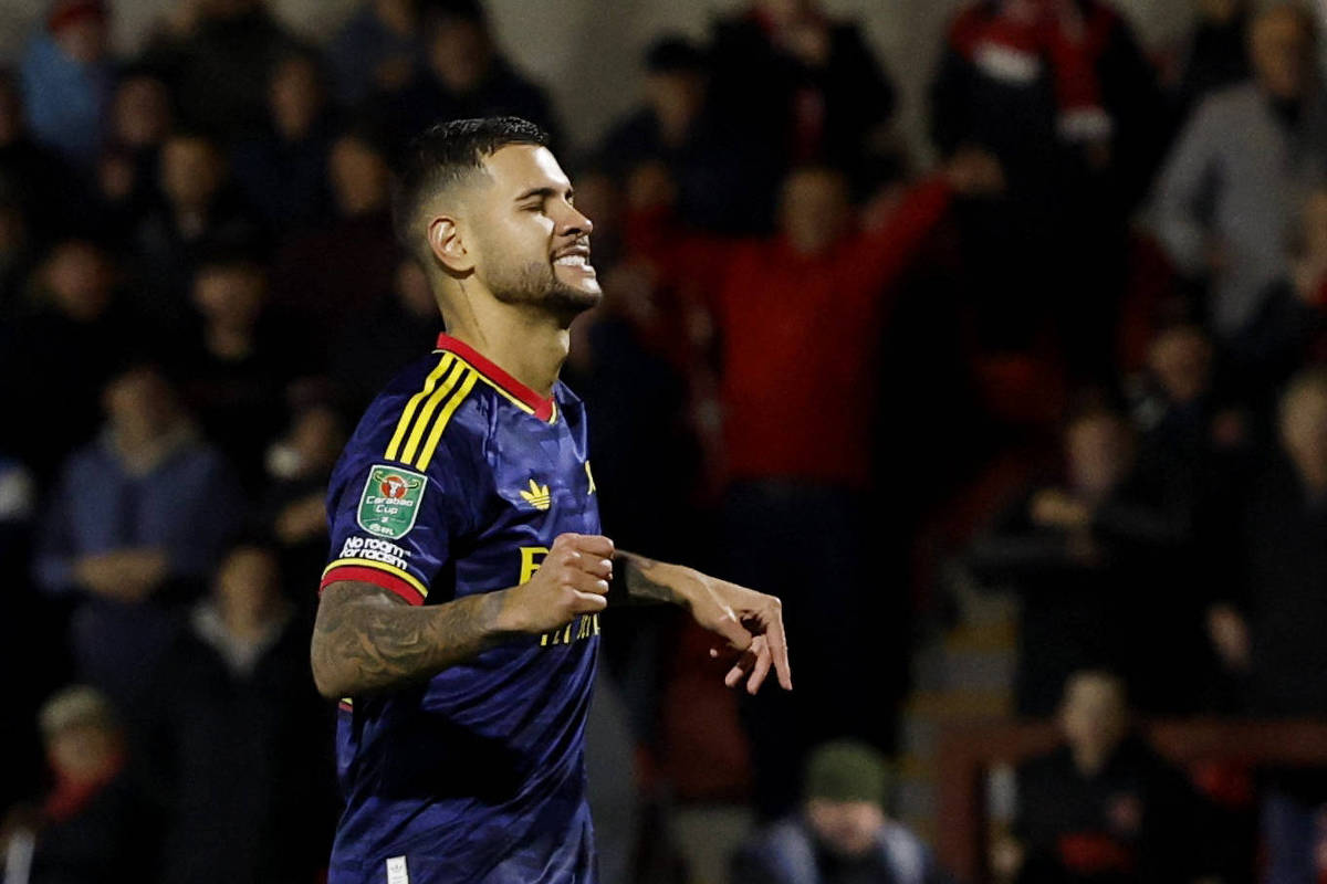 Vilão na Copa, Bruno Guimarães volta a encarar um pênalti e volta a errar