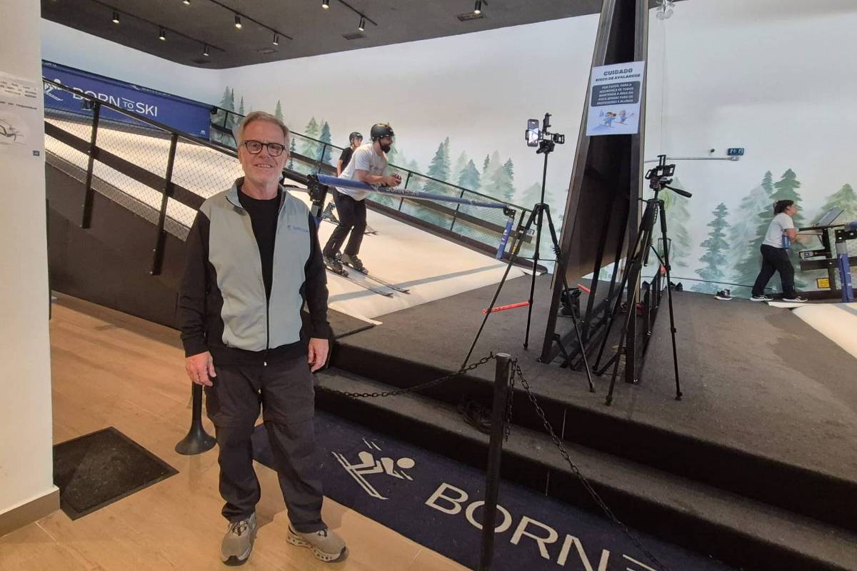 Escola traz experiência de esquiar entre quatro paredes