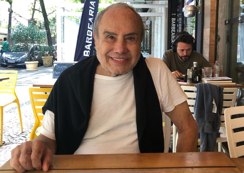 Stênio Garcia tem vitória na Justiça e deve receber valor mensal da ex