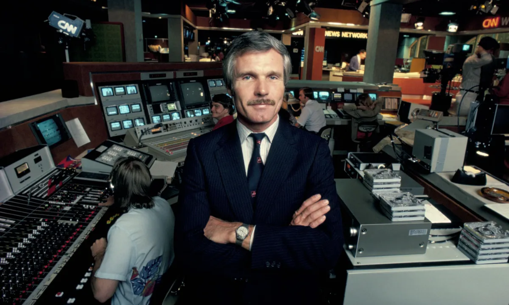 Morre Ted Turner, fundador da CNN, aos 87 anos
