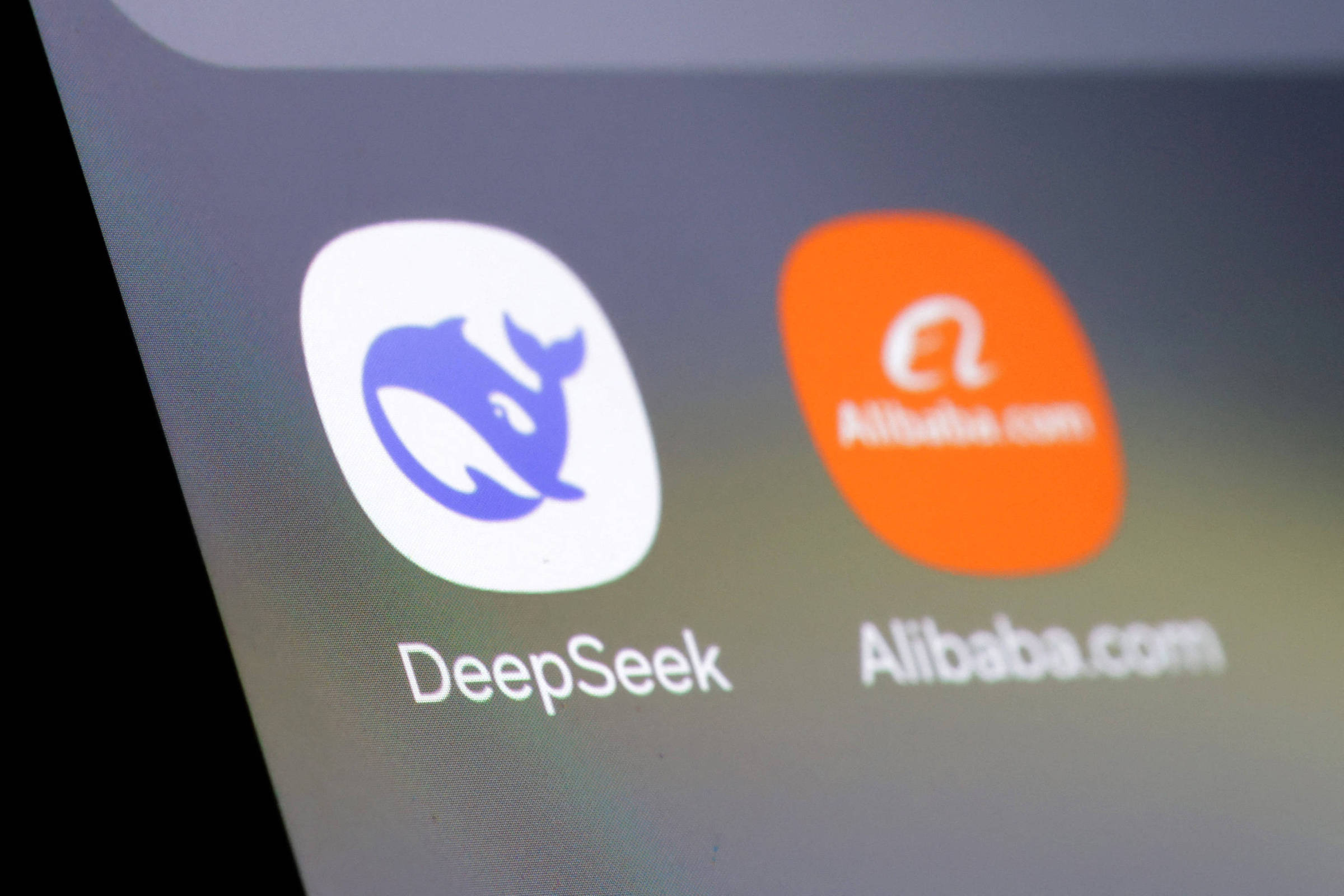 China restringe viagens de especialistas em IA da Alibaba, DeepSeek e outras empresas