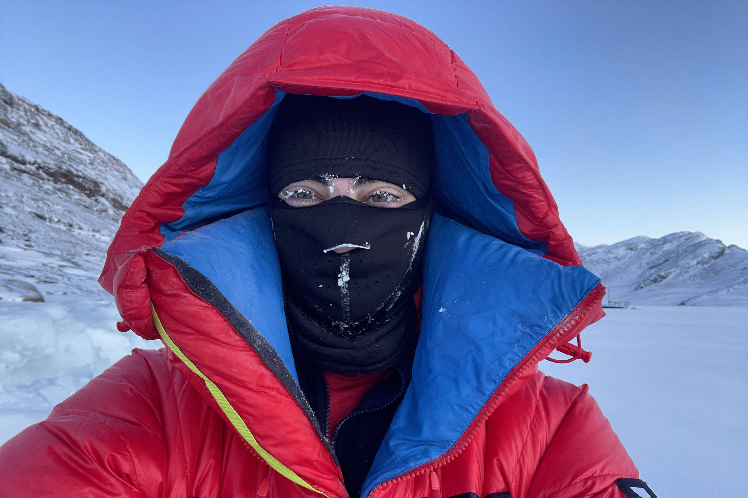 'Não é abundância que traz felicidade', diz Tamara Klink, após inverno presa no gelo do Ártico
