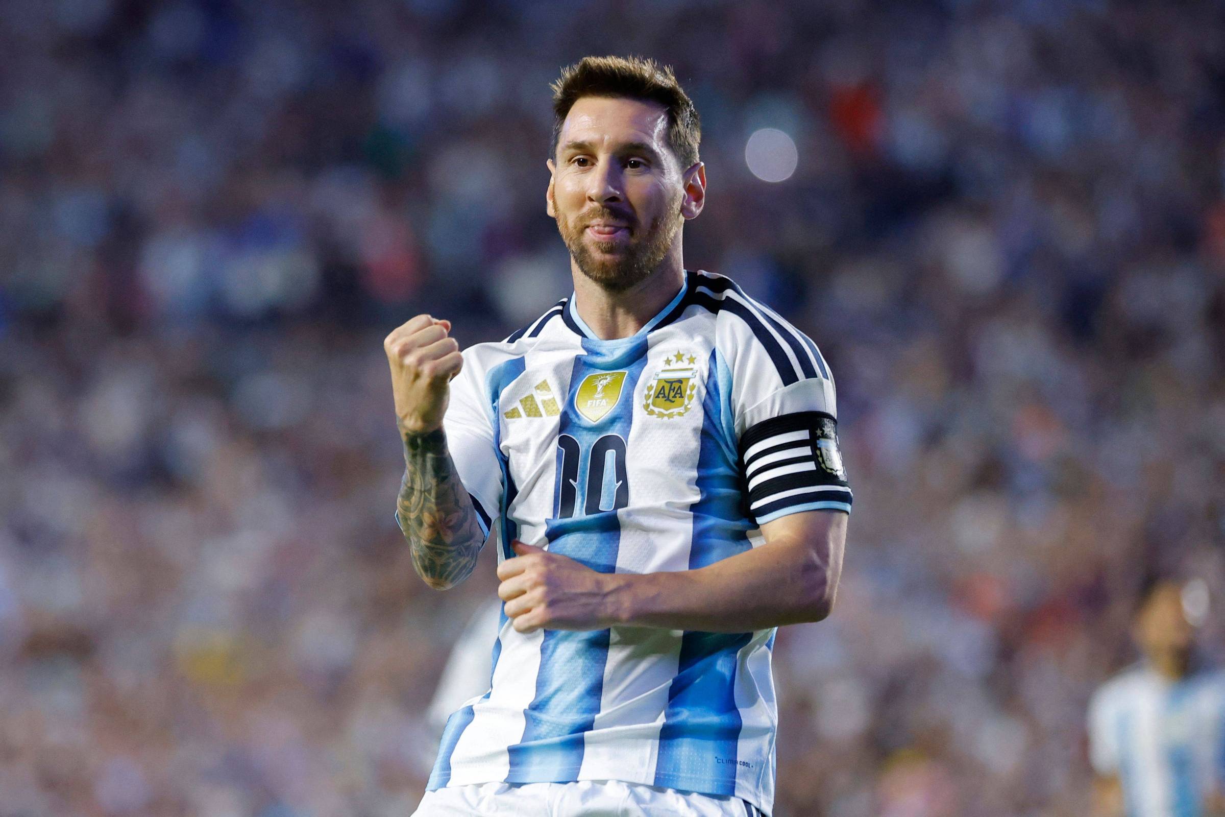 Com Messi, Argentina bate Islândia por 3 a 0 em amistoso para a Copa