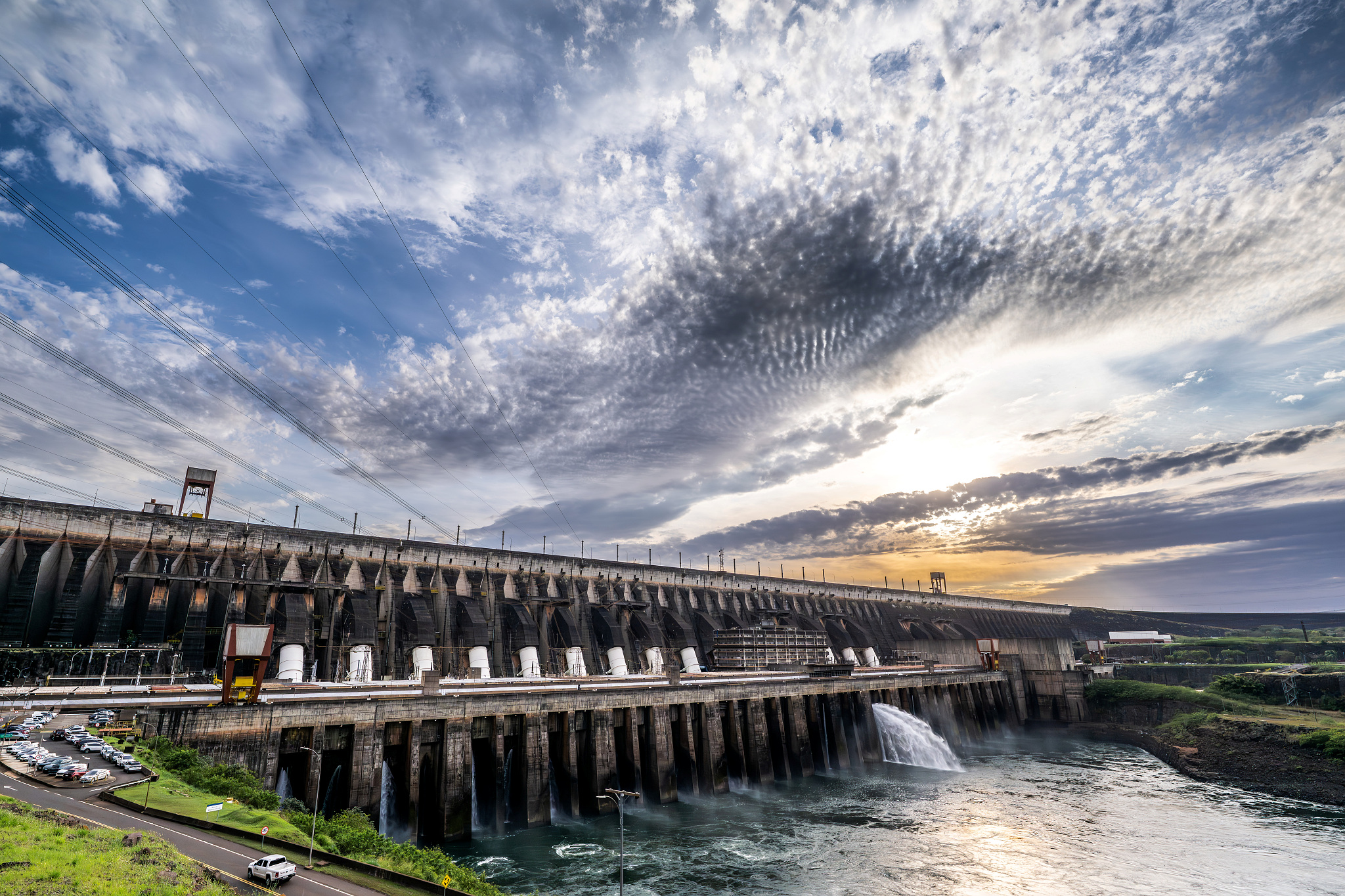 Relatório Anual 2025 da Itaipu destaca eficiência técnica, equilíbrio financeiro e avanços sociais