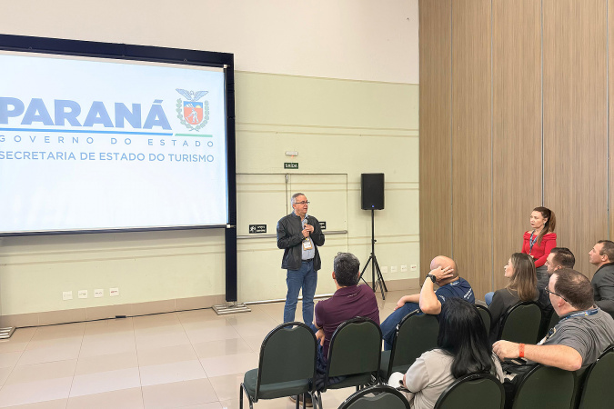 Estado reúne lideranças para fortalecer regionalização do turismo paranaense