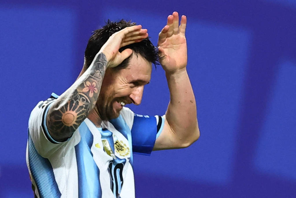 Messi manda na Copa, em mais de uma frente