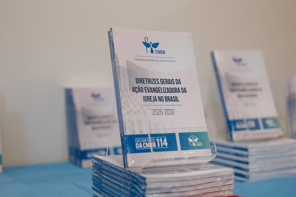 Das primeiras diretrizes pastorais às DGAE 2026-2032: a caminhada evangelizadora da CNBB