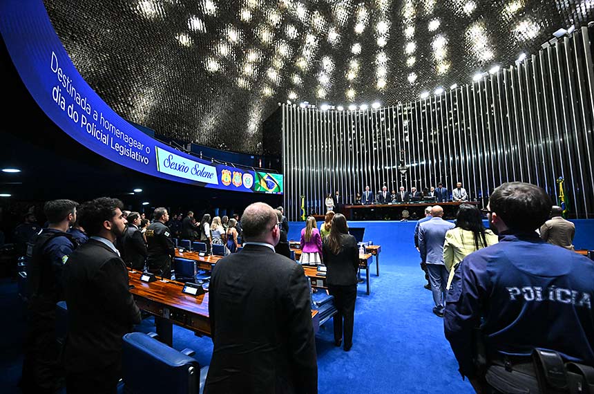 Papel do policial legislativo é reconhecido em sessão solene: 'guardiões'