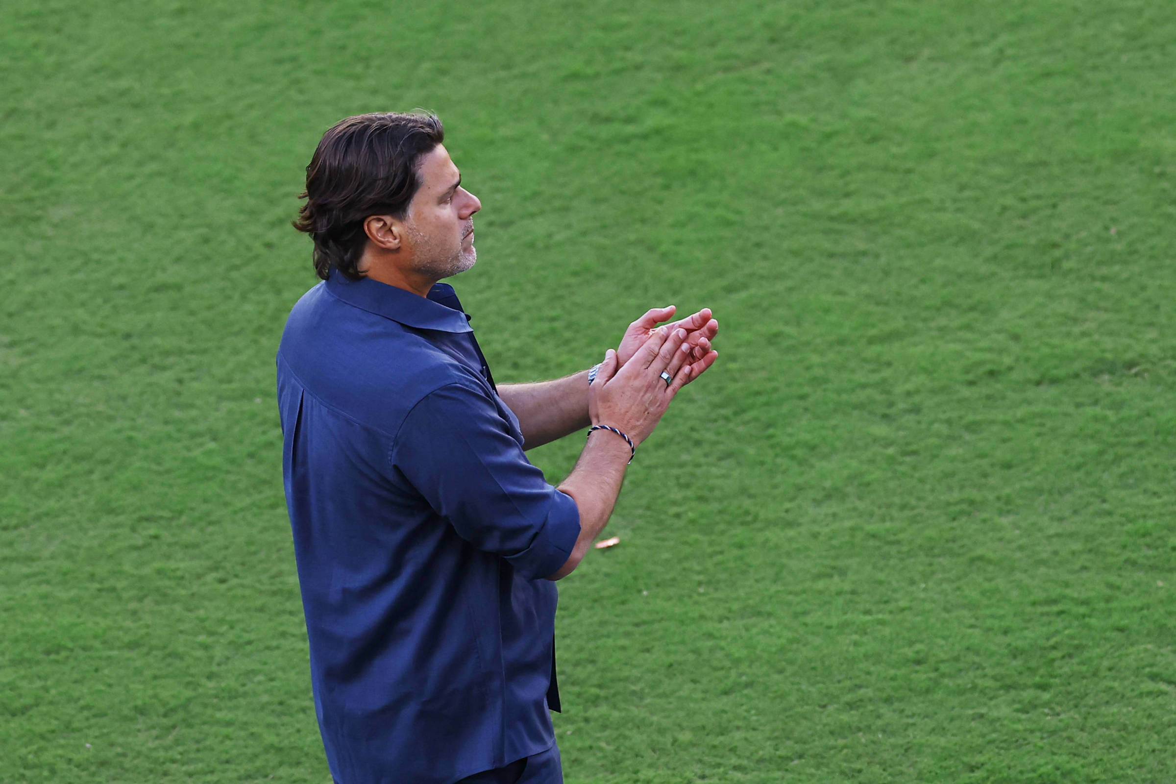 Técnico dos EUA diz que Balogun não merecia cartão vermelho
