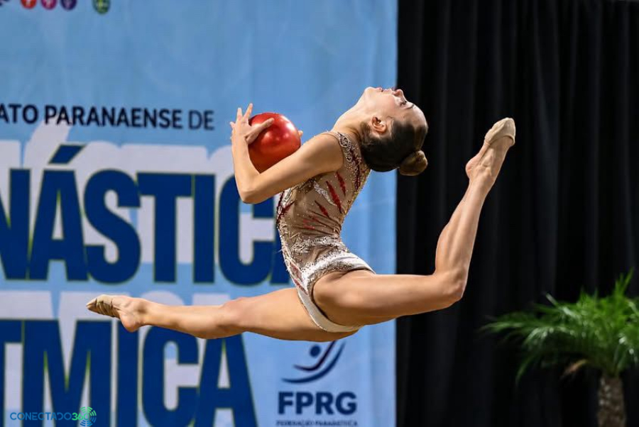 Ginasta ponta-grossense conquista o Paranaense e mira vaga no Nacional