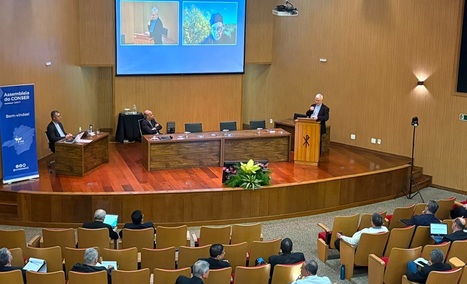 Regional Leste 2 estuda projeto missionário na diocese de Canelones, no Uruguai