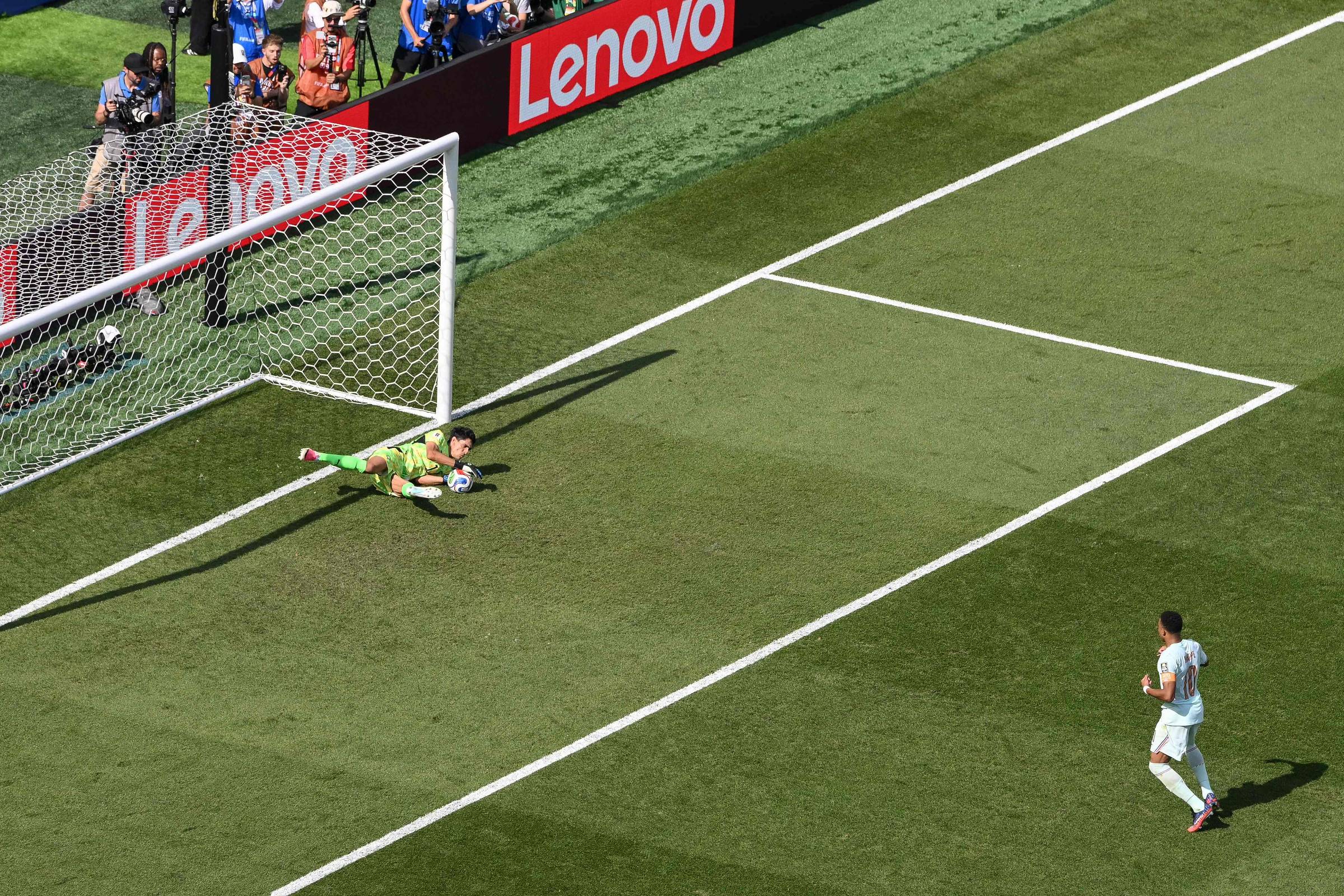Mbappé culpa árbitro por primeiro pênalti perdido em Copas do Mundo