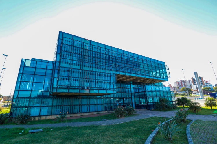Biblioteca Pública promove atividades gratuitas durante as férias escolares